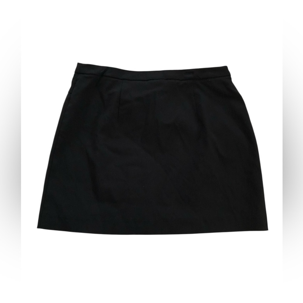 Black mini skirt